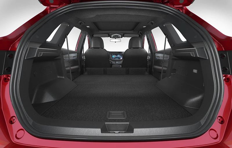 Объем багажника 1400 л. G01F